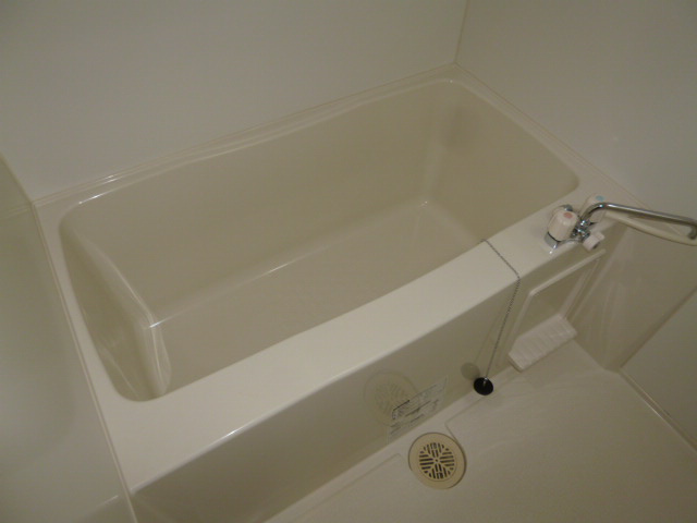 ファミーユＫ・Ａ・ＹⅢの浴室