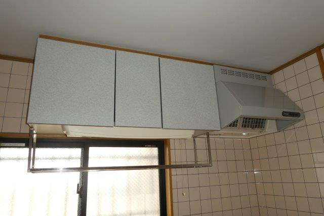 ファミーユＫ・Ａ・ＹⅢのキッチン|キッチン上収納