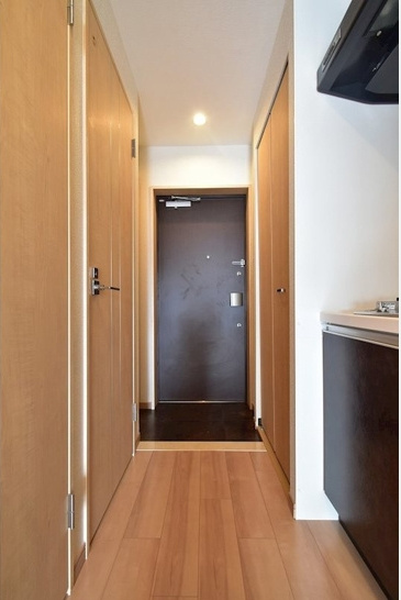 レオングラン新大阪レジデンスの玄関