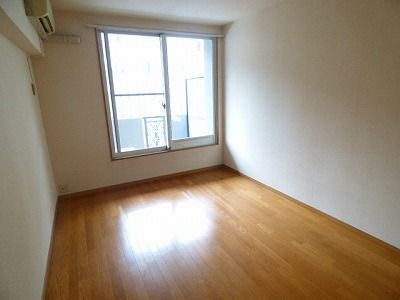 【寝室】 | HPに初期費用掲載！「プライスホーム」で検索！エステートモア天神スタジオ