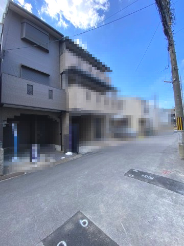 【価格改定】向日市寺戸町三ノ坪の前面道路含む現地写真|前道：北側私道約5.8ｍ