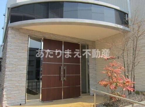 アンビシャス・IIのエントランス