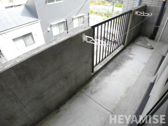 クオーレ中川のバルコニー