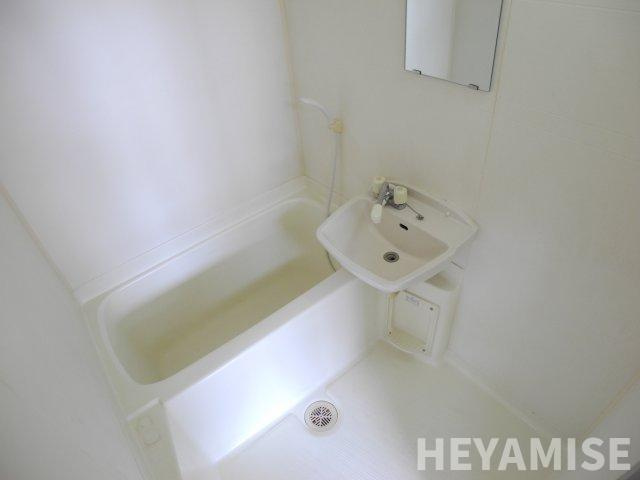 クオーレ中川の浴室