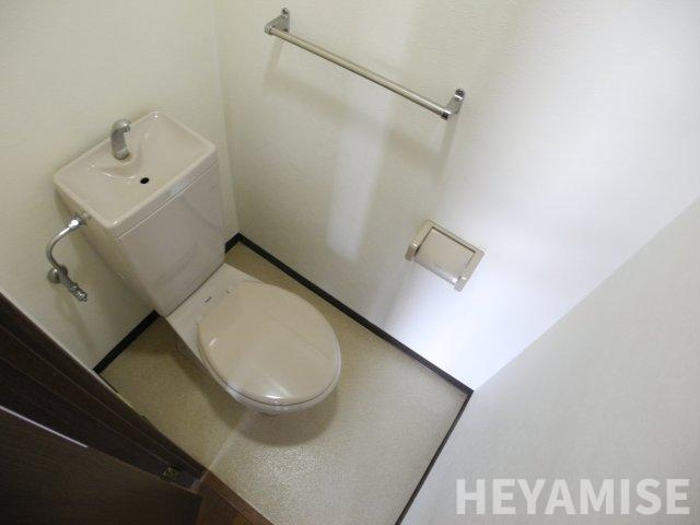 クオーレ中川のトイレ