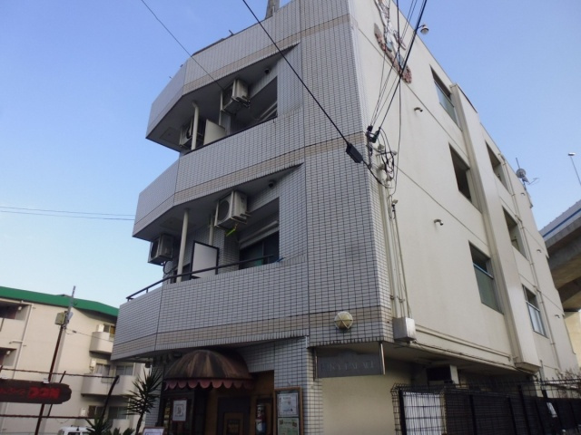 ヒラパレスの外観