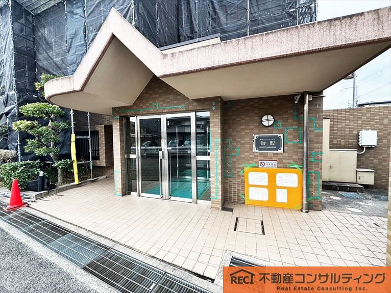 藤和シティホームズ御影のエントランス