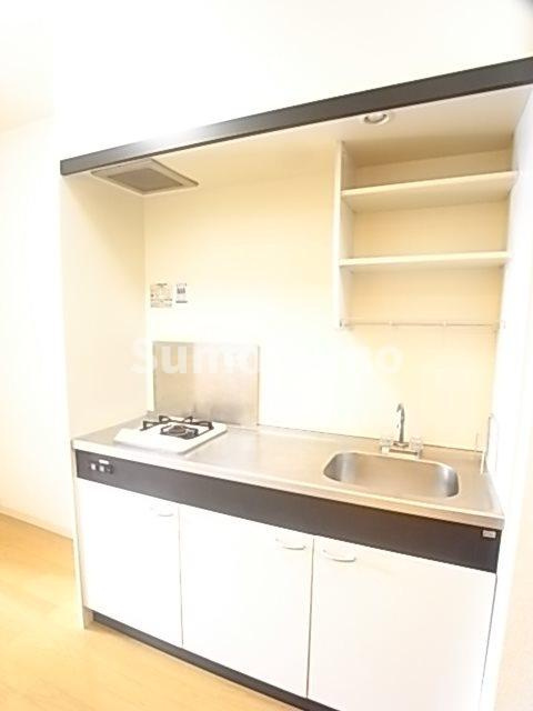 誠月ハイツのキッチン