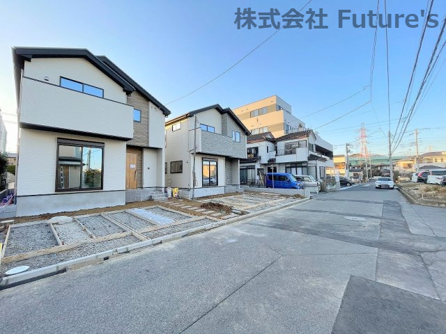 流山市三輪野山1丁目　新築戸建　全2棟　2号棟の前面道路含む現地写真|前面道路含む現地写真です。