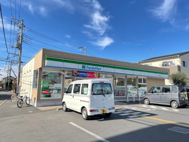 エムズレジデンスの周辺|ファミリーマートまで800m