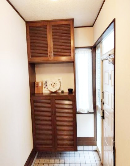 【中古】川越市的場中古住宅の玄関|毎日通る明るい玄関♪