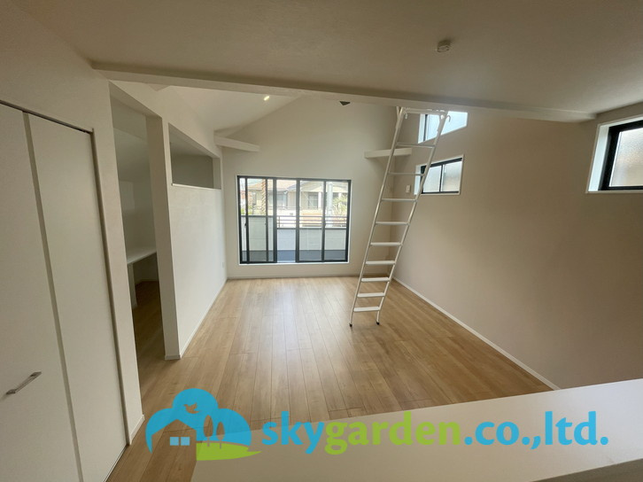 藤沢市本鵠沼6期　新築戸建　全3棟3号棟の居間・リビング