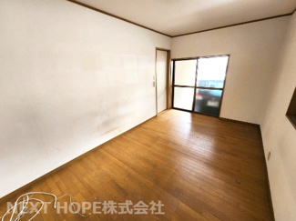 【居間・リビング】 | 伊丹市東有岡３丁目中古戸建 | １階リビングです♪ぜひ現地でご覧ください！お気軽にネクストホープ不動産販売までお問い合わせを！！