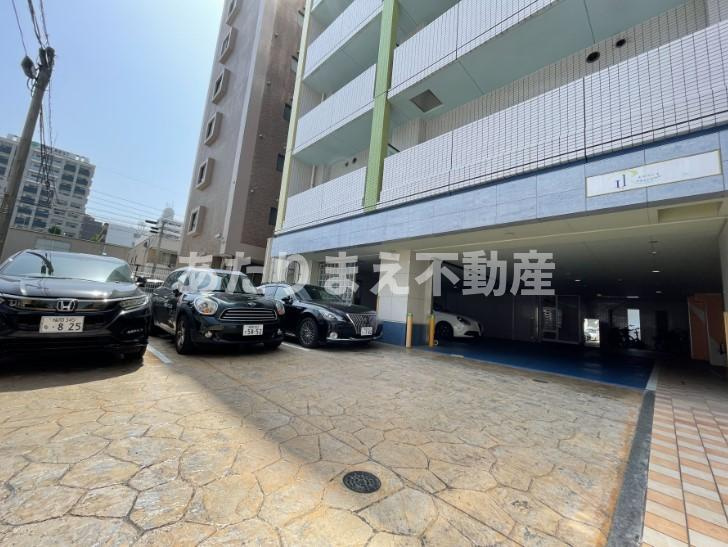 イル・ルビコーネの駐車場