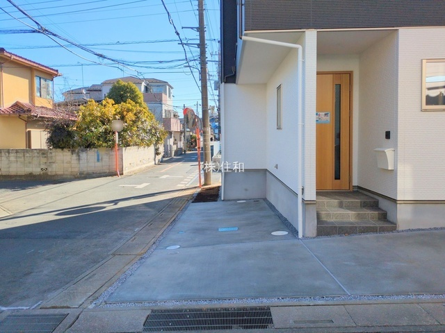 【新築分譲住宅】富士見市鶴馬１期　の玄関