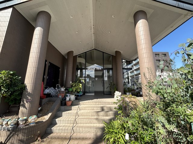 グレイスハイムのエントランス