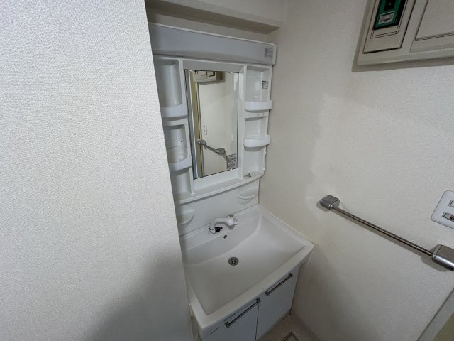 グレイスハイムの独立洗面台|※別号室参考写真