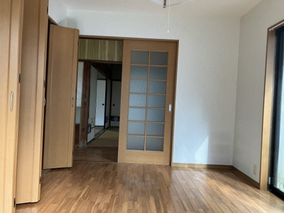 【洋室】 | 平佐町字八間堂2戸1戸建