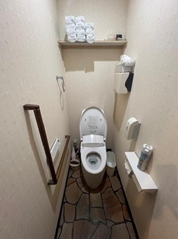 西新５丁目居抜のトイレ