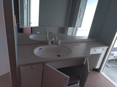 【独立洗面台】 | ライオンズタワー仙台広瀬 | 独立洗面台、朝の身支度には欠かせません