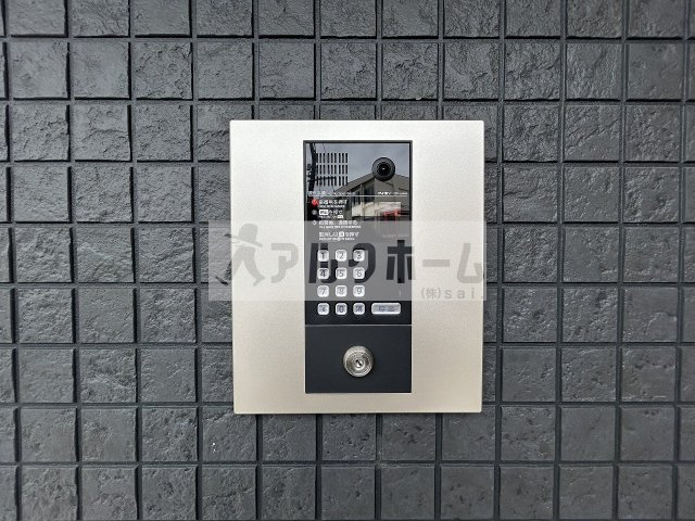 アベニュー沢田のエントランス