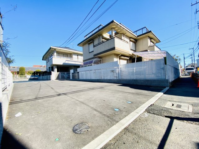 【外観】 | ☆茅ヶ崎松が丘1丁目1区画☆売主建築条件なし売地☆仲介-手数料-不要-52-17- | 分譲地入り口の共用通路。通路と言っても幅員６mがあり出入りしやすいのも魅力☆