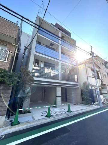 新宿区四谷４丁目の賃貸マンションの外観