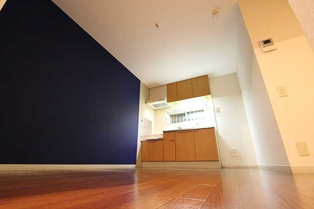 メゾン・フリーダム