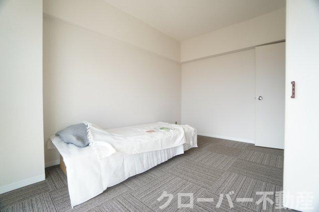 蓬莱マンションの居間・リビング