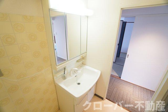 蓬莱マンションの洗面所