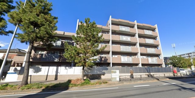 コンフォール湘南のエントランス