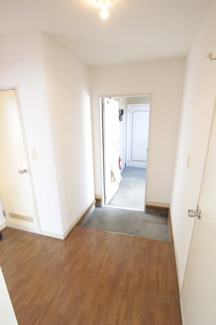 メゾン小町Ａの玄関