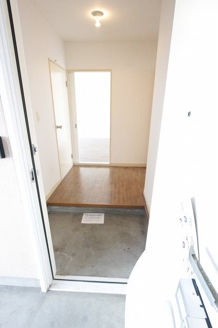 メゾン小町Ａの玄関