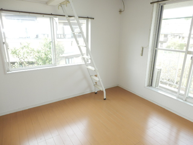 【寝室】 | トライボックスＫ | 2面採光