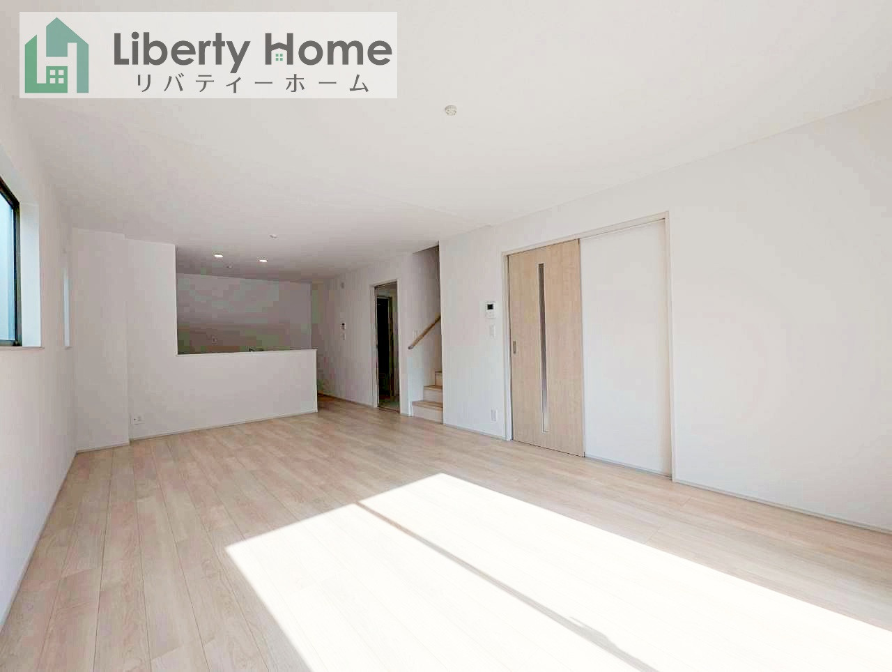 日立市森山町3期　新築戸建　1号棟の居間・リビング