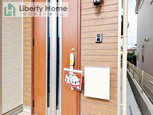 日立市森山町3期　新築戸建　1号棟の玄関