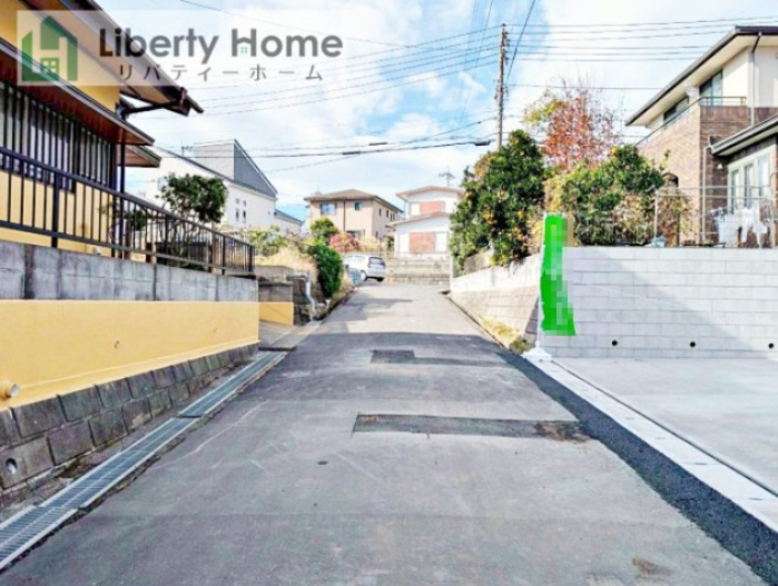 日立市森山町3期　新築戸建　1号棟の前面道路含む現地写真