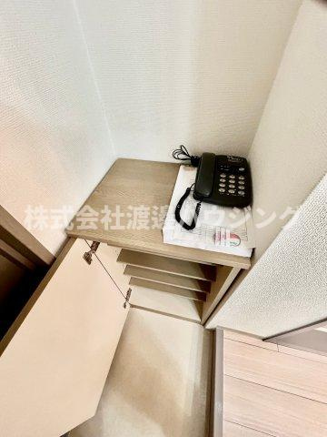 アヴァンセクール江坂の収納|下駄箱付き