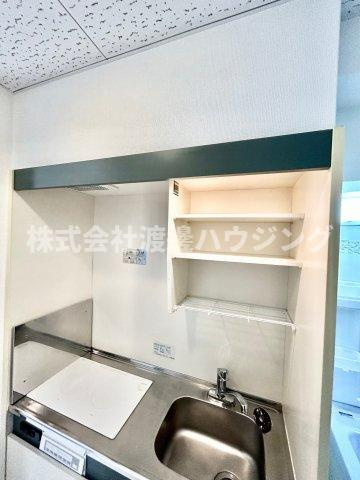 アヴァンセクール江坂のキッチン