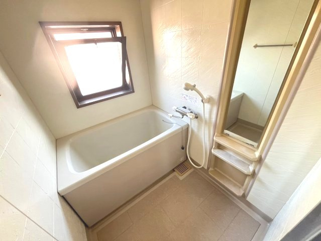 ライオンズマンション神戸元町の浴室|お風呂で日々の疲れを落としましょう