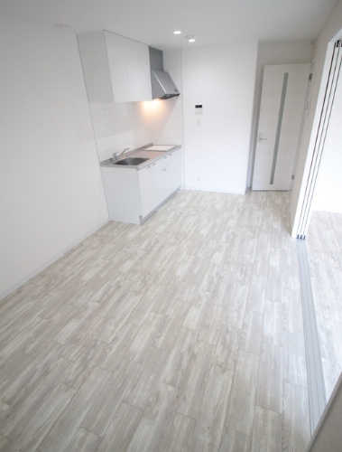 菅原1丁目ハイツの居間・リビング