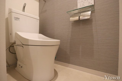 【トイレ】 | ザ プラチナム | 落ち着いた色調のトイレです