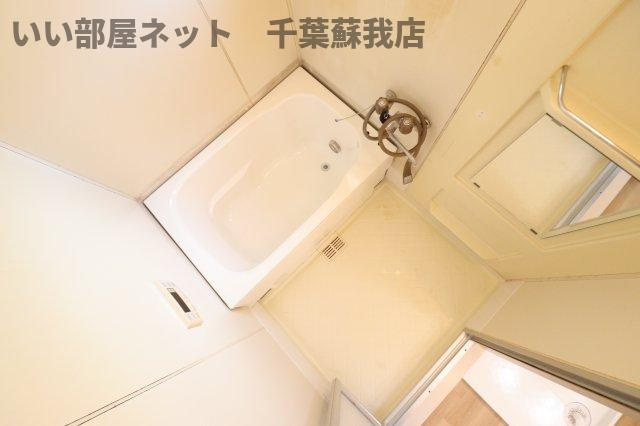 ラークヒルズ　Ａの浴室|ゆったり過ごせるお風呂です