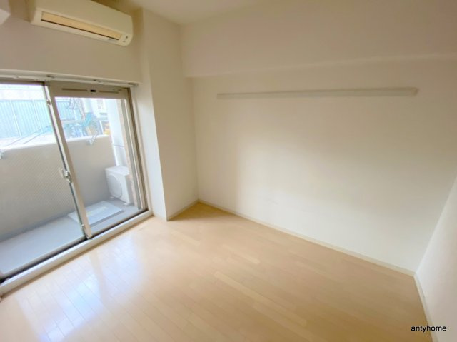 プレサンス天神橋ディオレ　仲介手数料無料の居間・リビング