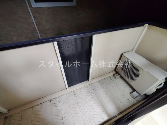 セジュールスールのバルコニー