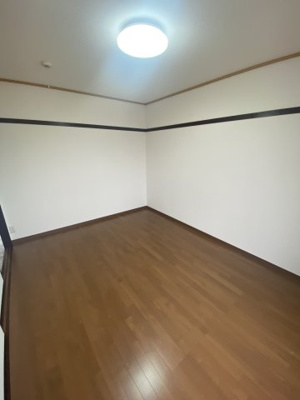 【洋室】 | ドミール下石田 | 明るい洋室です