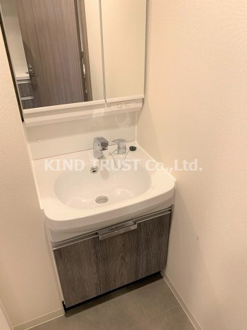 BPRレジデンス天満橋の洗面所|広い洗面スペース