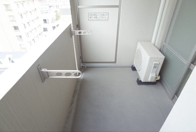 ライジングコート深江本町フラワーパークのバルコニー