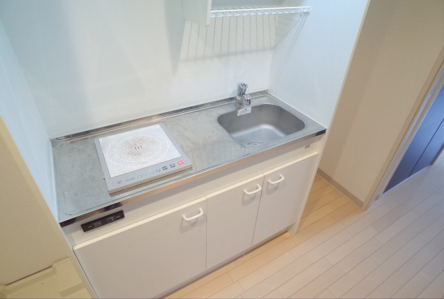 ライジングコート深江本町フラワーパークのキッチン