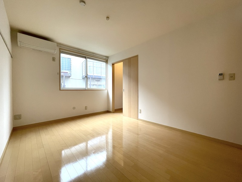 サンライズの寝室